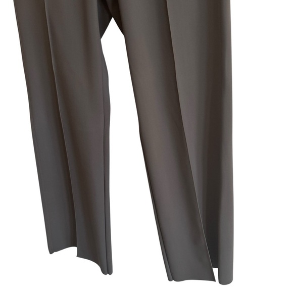 Athleta Mercurial Crop Flare Pant, Arbor Olive, Size S - Picture 5 of 8